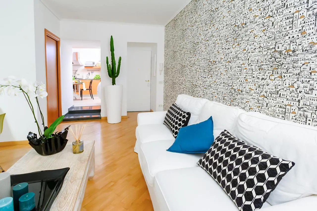 Nipare Suite - Dimore Partenopee Naples 0*,