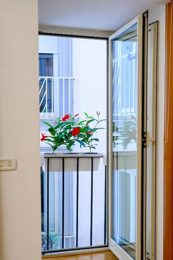 Apartment Nipare Suite - Dimore Partenopee Naples
