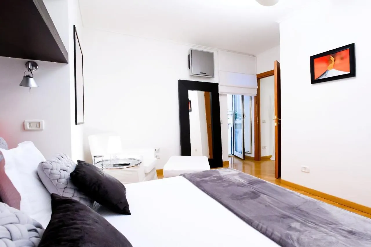 Apartment Nipare Suite - Dimore Partenopee Naples