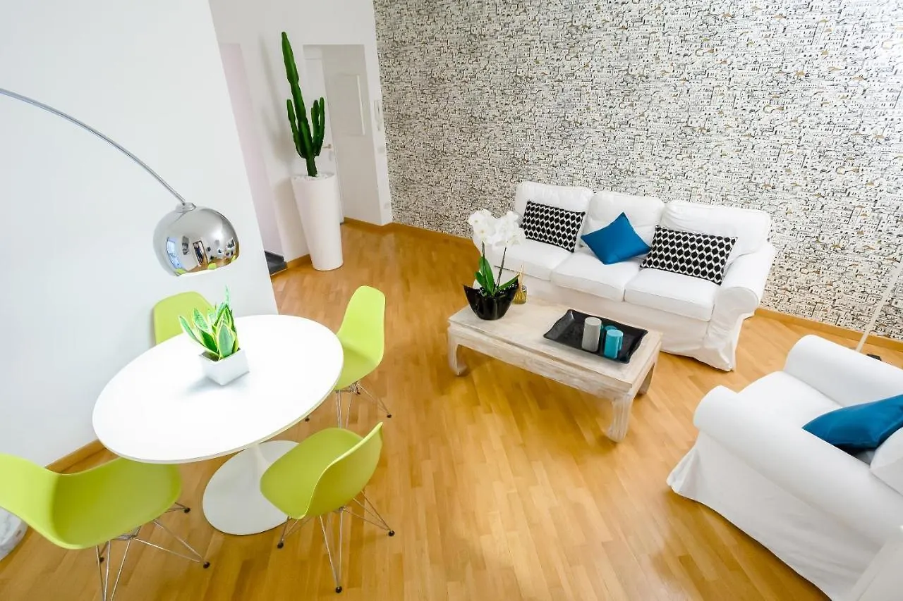 Nipare Suite - Dimore Partenopee Naples 0*,  Italy